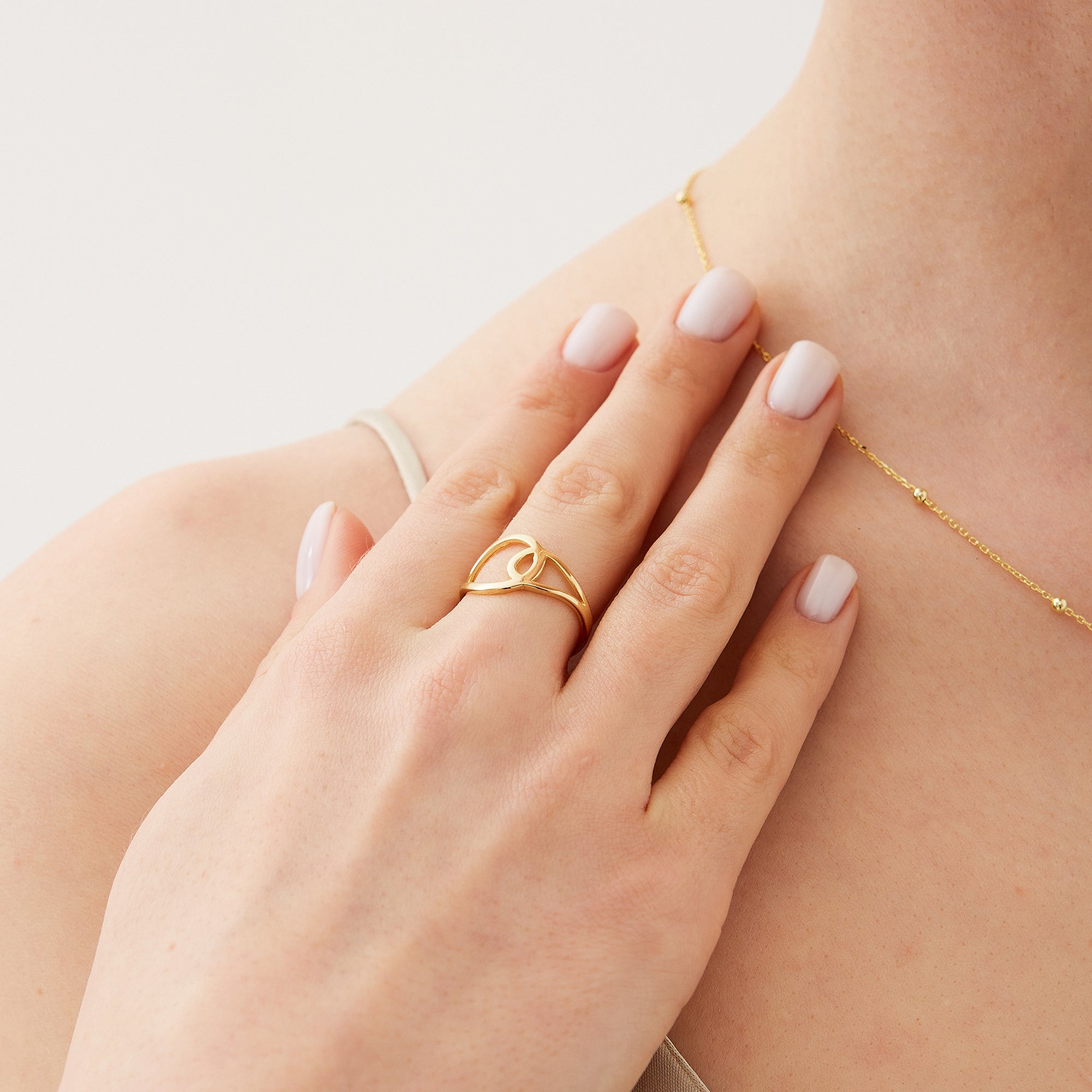 Gold Intercepting Circles Sterling Silver Statement Signature Ring, Image 3 of 6