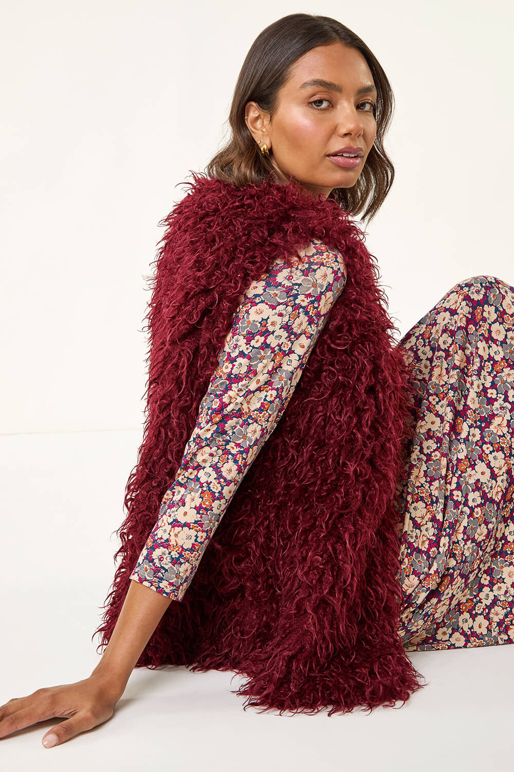 Roman Women's Burgundy Longline Faux Fur Gilet Medium