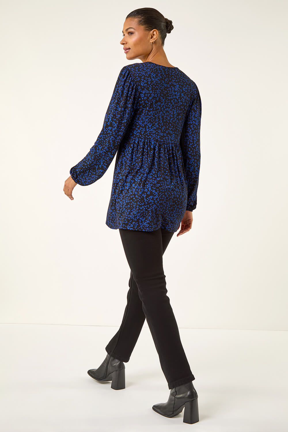 Navy Abstract Print V-Neck Tunic Top, Image 4 of 5