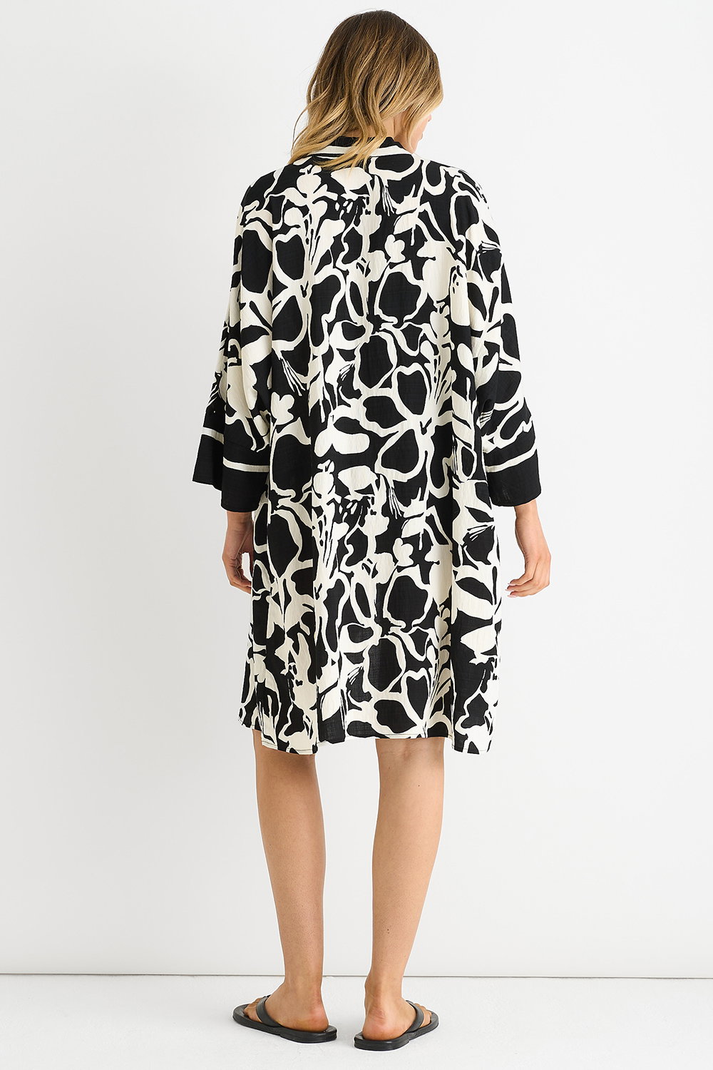 Gini London Black Summer Border Printed Beach Kimono, Image 2 of 4