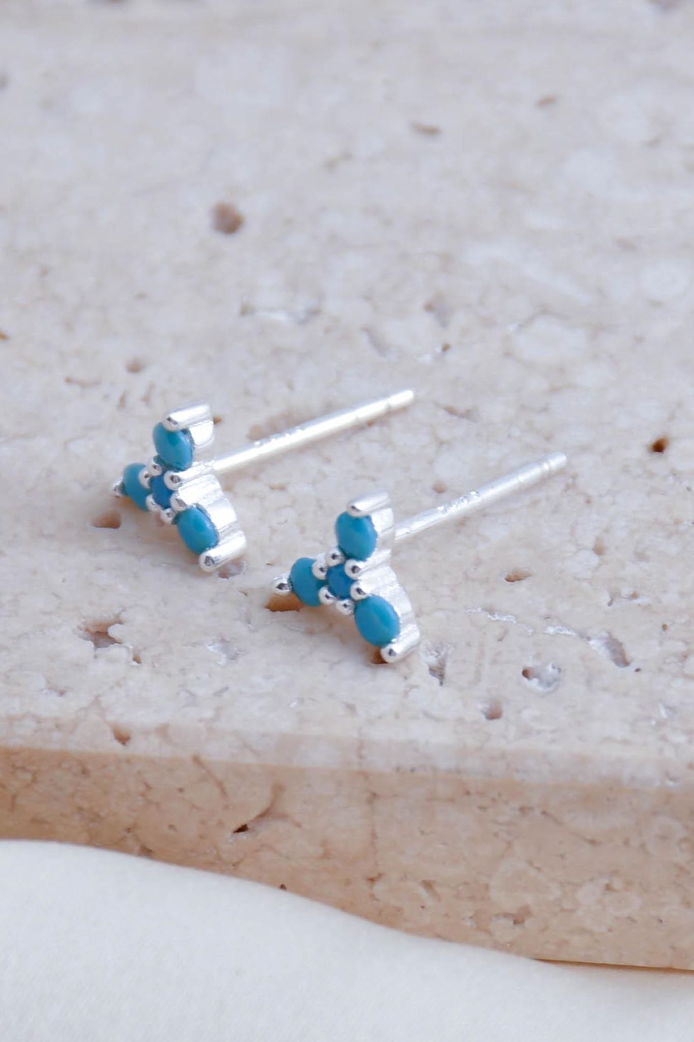 Silver Sterling Silver Turquoise Flower Studs, Image 3 of 3