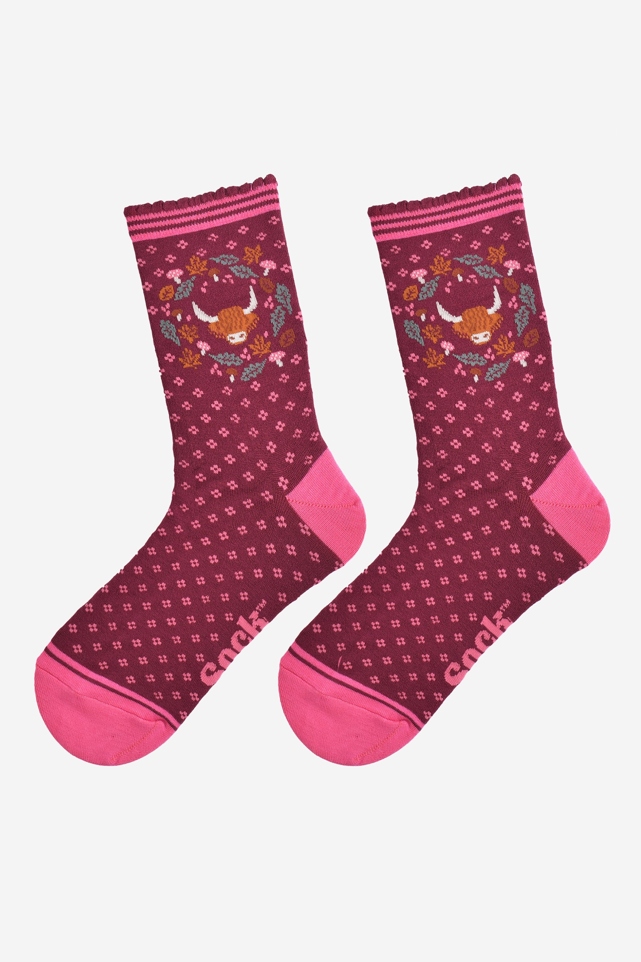 Pink Highland Cow Autumn Wreath Bamboo Socks, Image 2 of 5