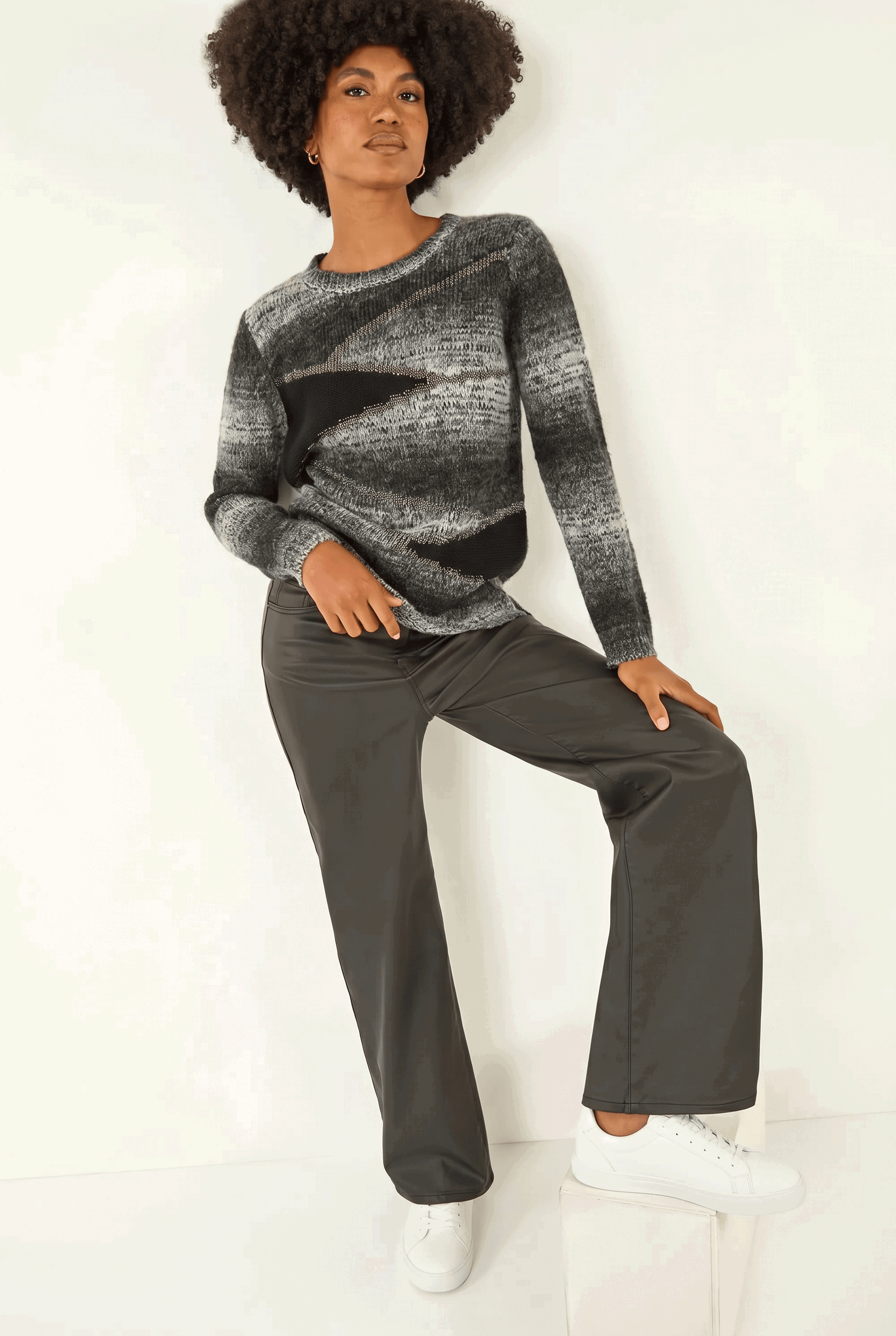 Roman Women's Black Colour Block Knit Jumper Size 16