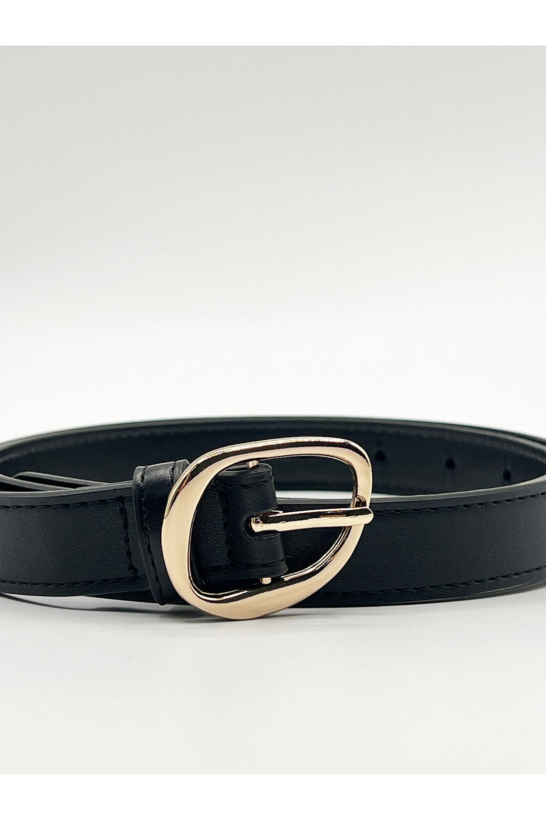 Black Oval Gold Buckle Belt, Image 4 of 4
