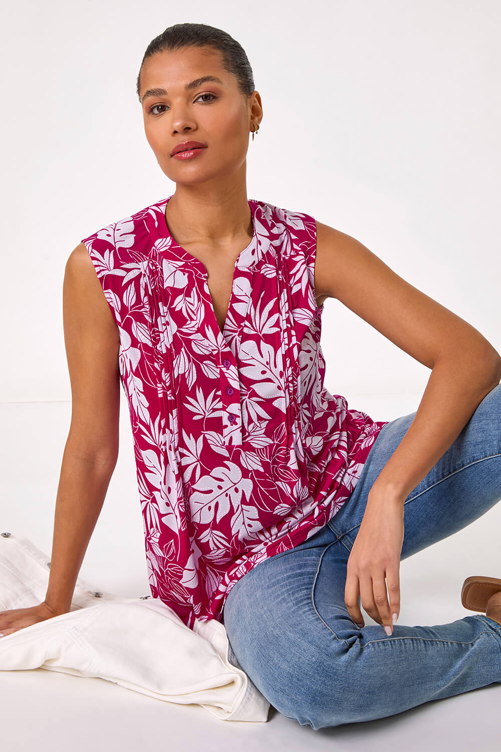 Roman Women's Magenta Textured Leaf Print Vest Top Size 10