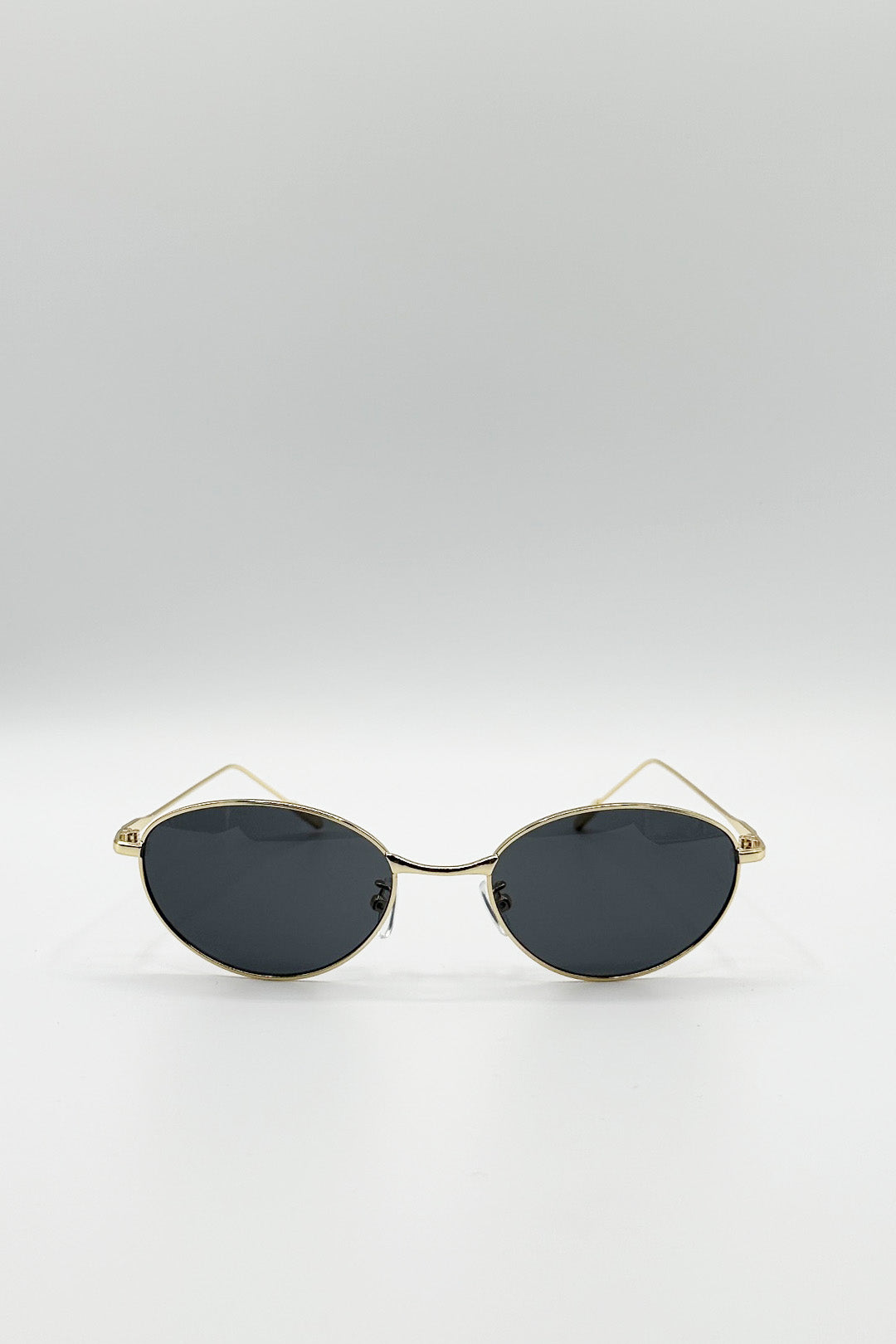 Black Metal Oval Cat Eye Sunglasses In Black, Image 3 of 5