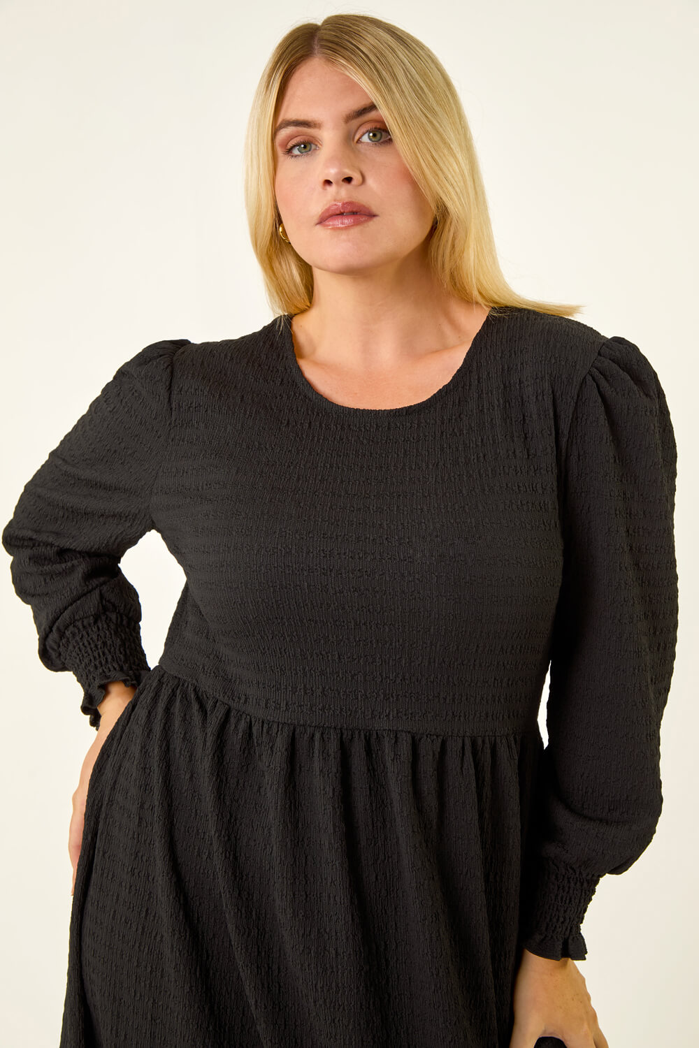 Black Curve Textured Gathered Stretch Midi Dress, Image 5 of 5