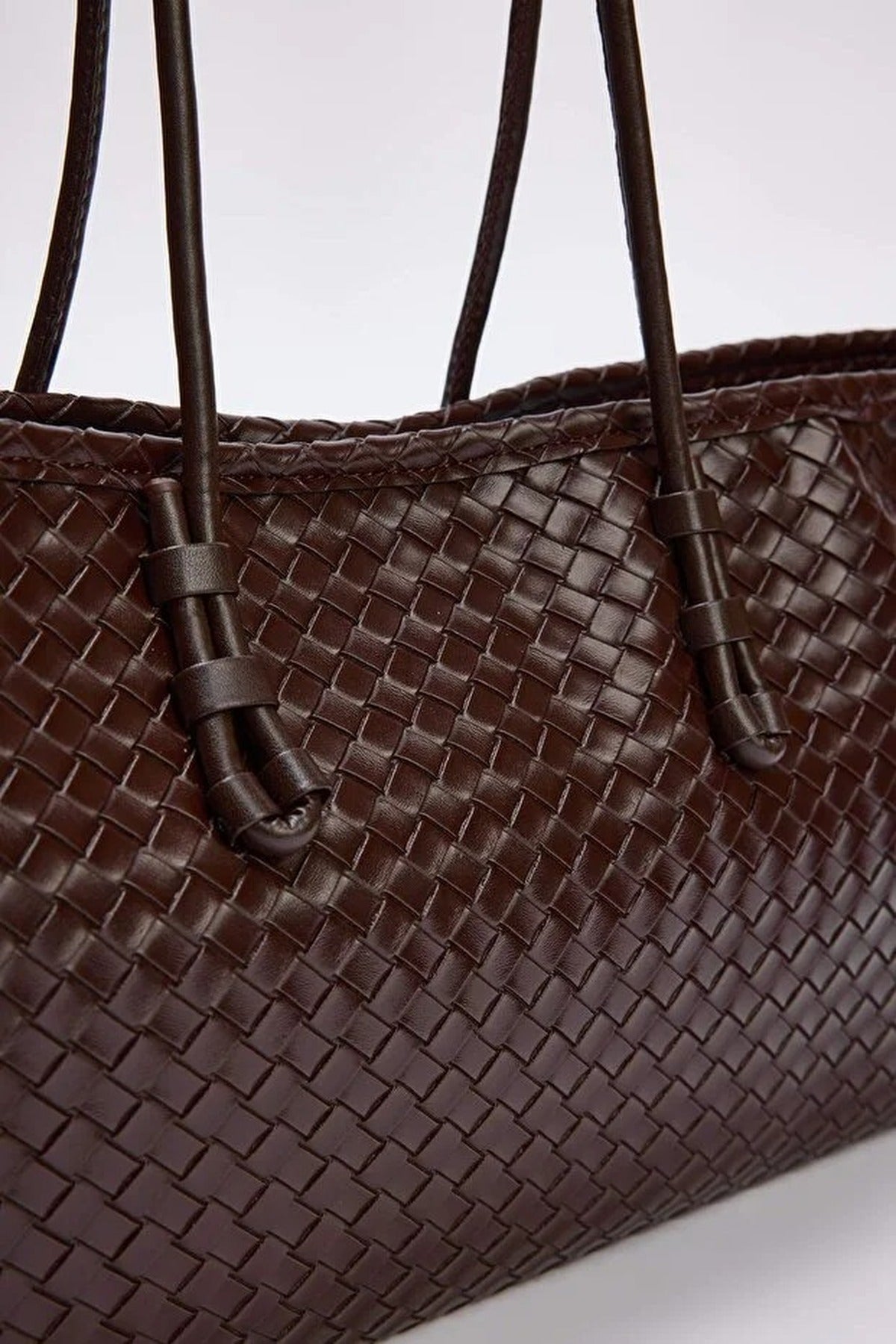 Brown Women's Woven Shoulder Bag with Intrecciato Pattern, Image 2 of 3