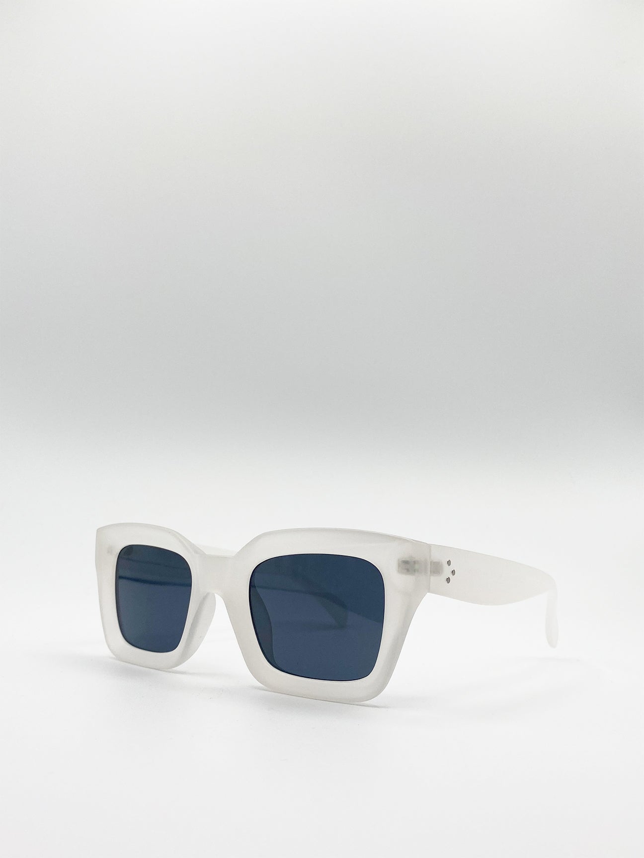 White Oversized Matte Clear Frame Cat Eye Sunglasses, Image 2 of 4