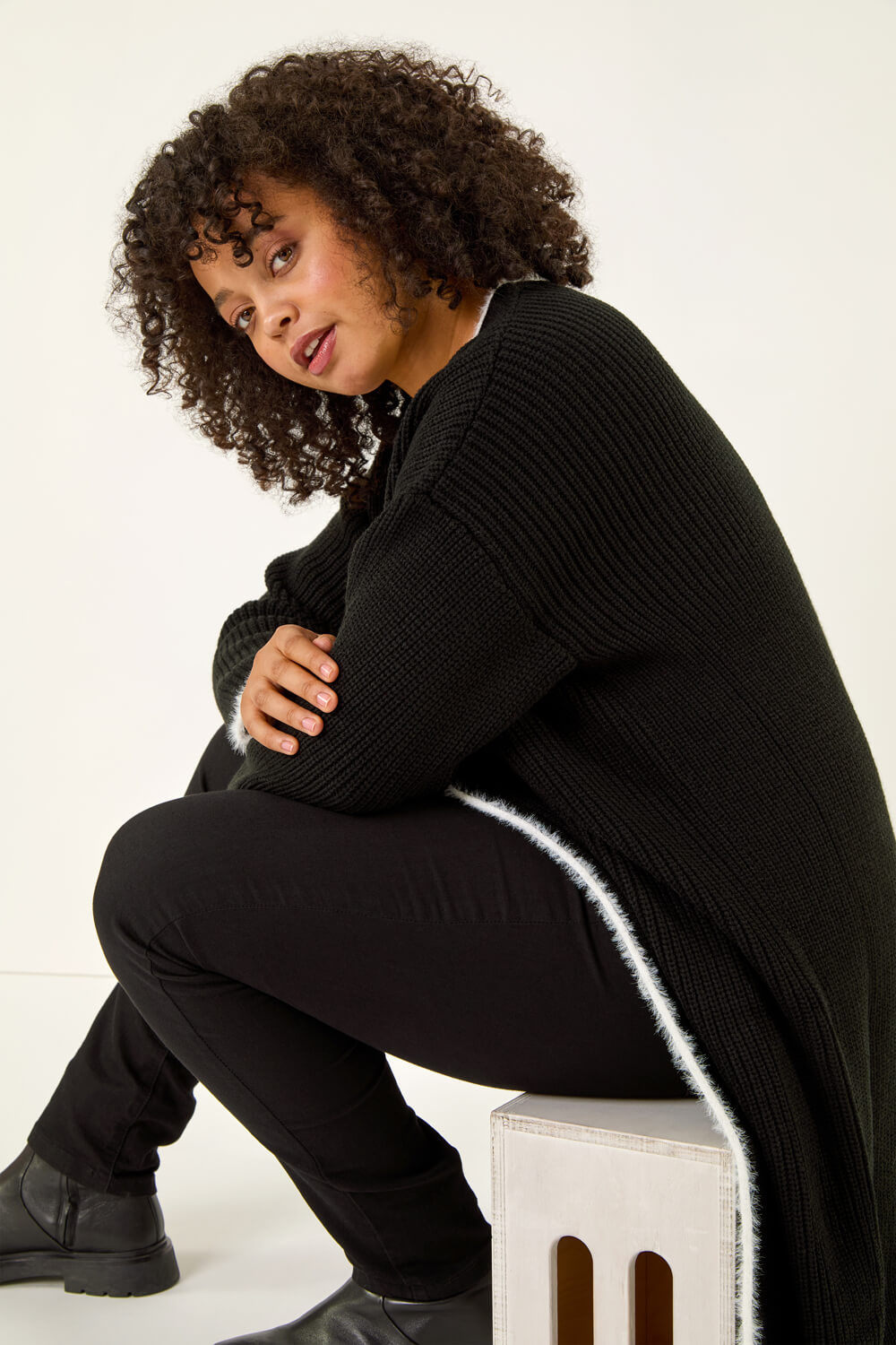 Black Curve Longline Knit Cardigan | Roman UK