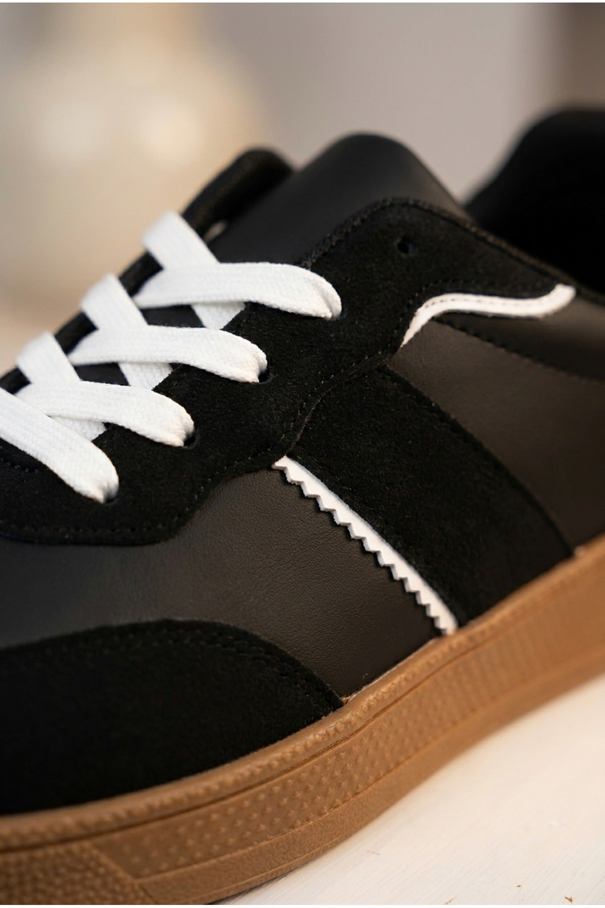 Black iKrush Black Saoirse Retro Style Trainers, Image 3 of 8