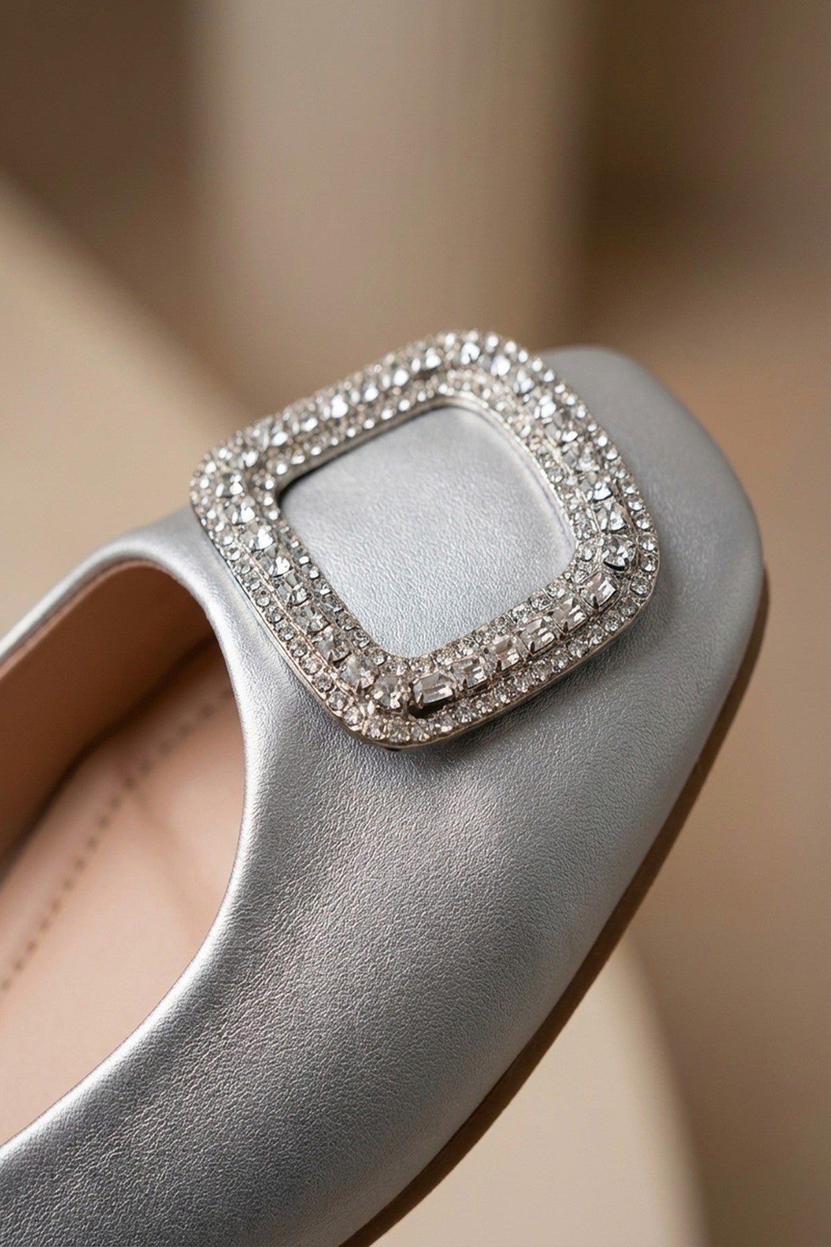 Grace Womens Rhinestone Buckle Square Toe Flats, Image 6 of 8