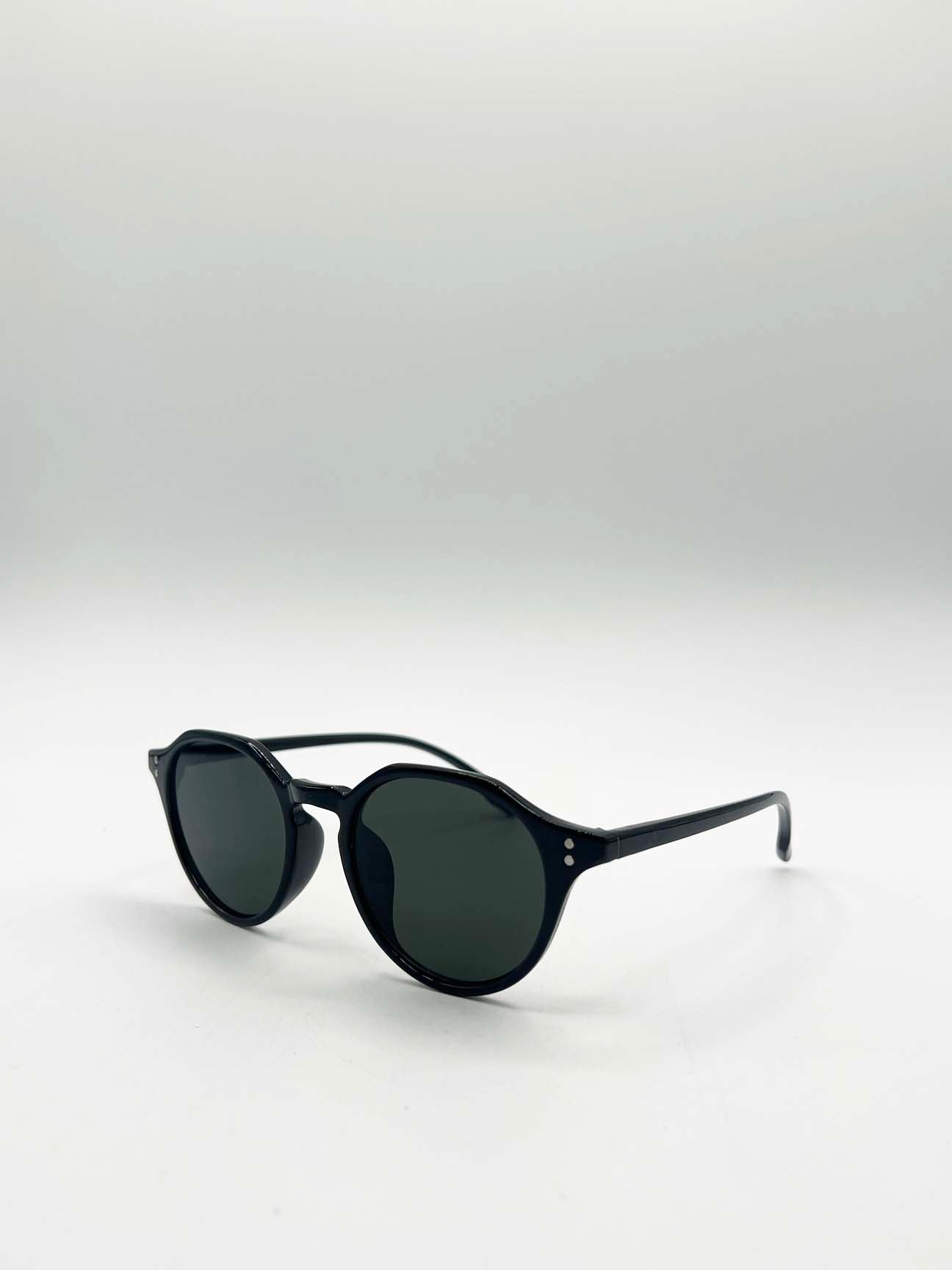 Black Classic Preppy Plastic Frame Sunglasses, Image 3 of 5
