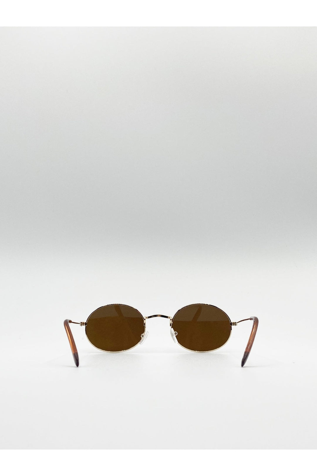 Gold Round Metal Frame Sunglasses, Image 4 of 5
