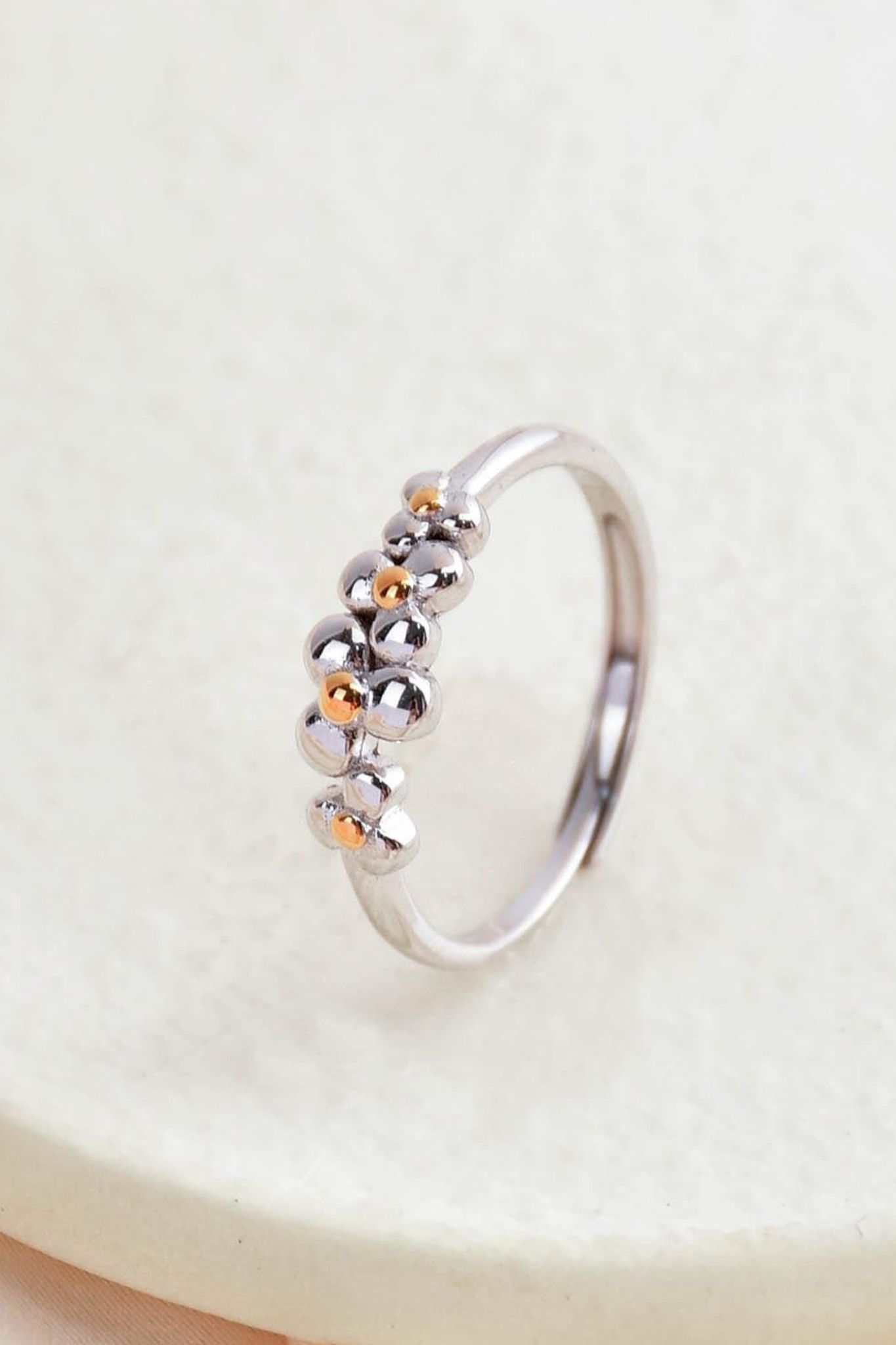 Silver Sterling Silver Daisy Floral Adjustable Ring, Image 1 of 3