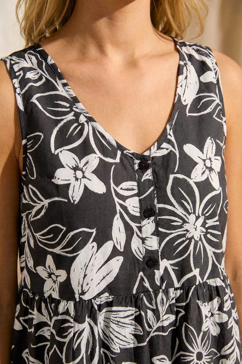 Black Floral V-Neck Buttoned Top, Image 5 of 4