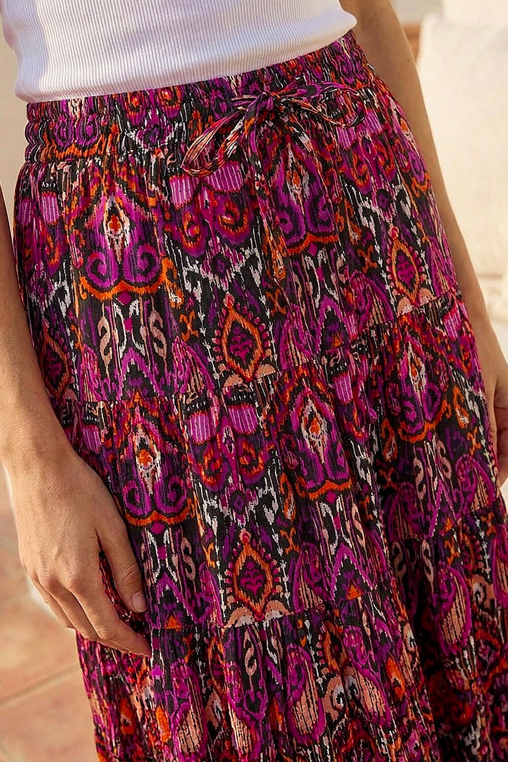 Black Abstract Print Tiered Skirt, Image 5 of 4