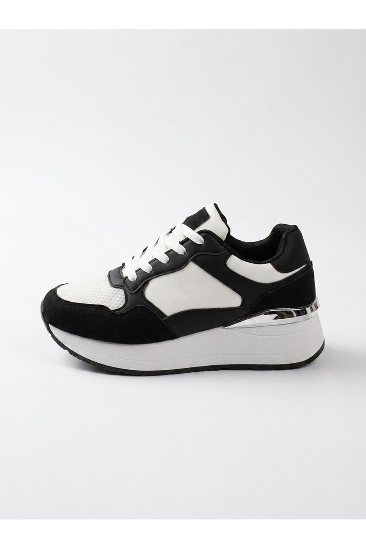 Black iKrush Black Amber Womens Chunky Platform Trainers, Image 1 of 3