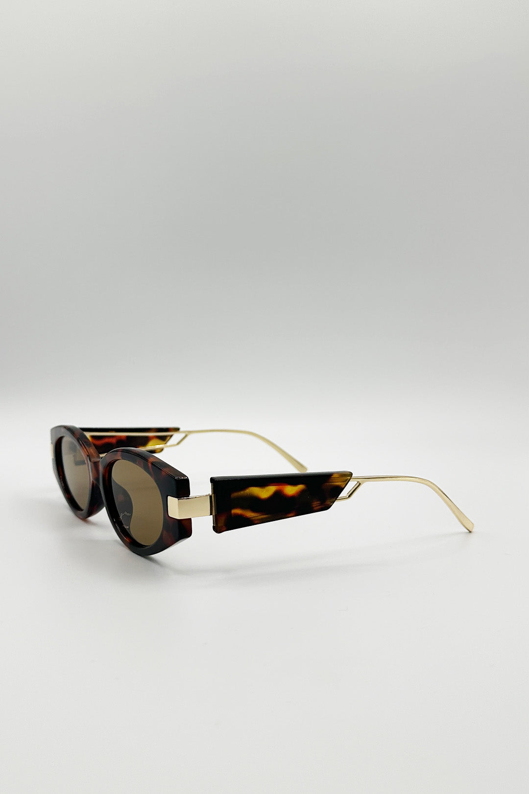 Brown SVNX Brown Oval Metal Detail Sunglasses In Tortoiseshell, Image 3 of 4