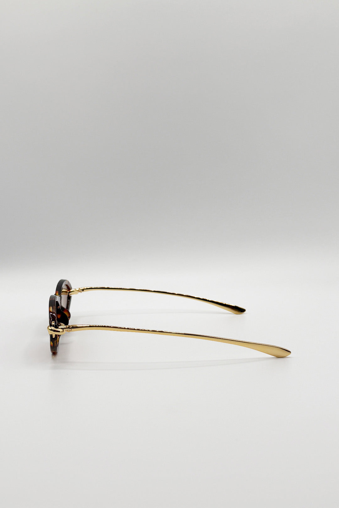 Brown SVNX Brown Bold Oval Angular Sunglasses in Tortoiseshell, Image 4 of 5