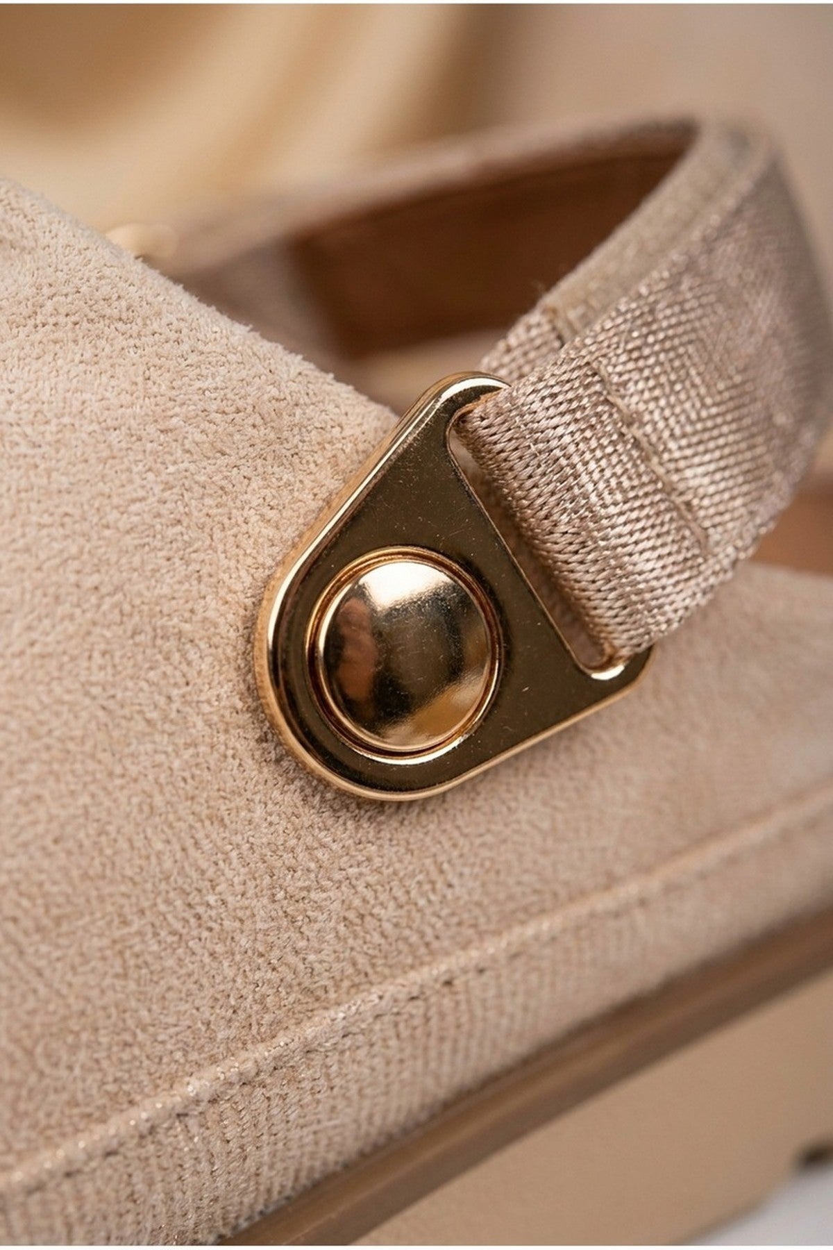 Beige Tara Womens Suede Convertible Slingback Clogs, Image 3 of 5