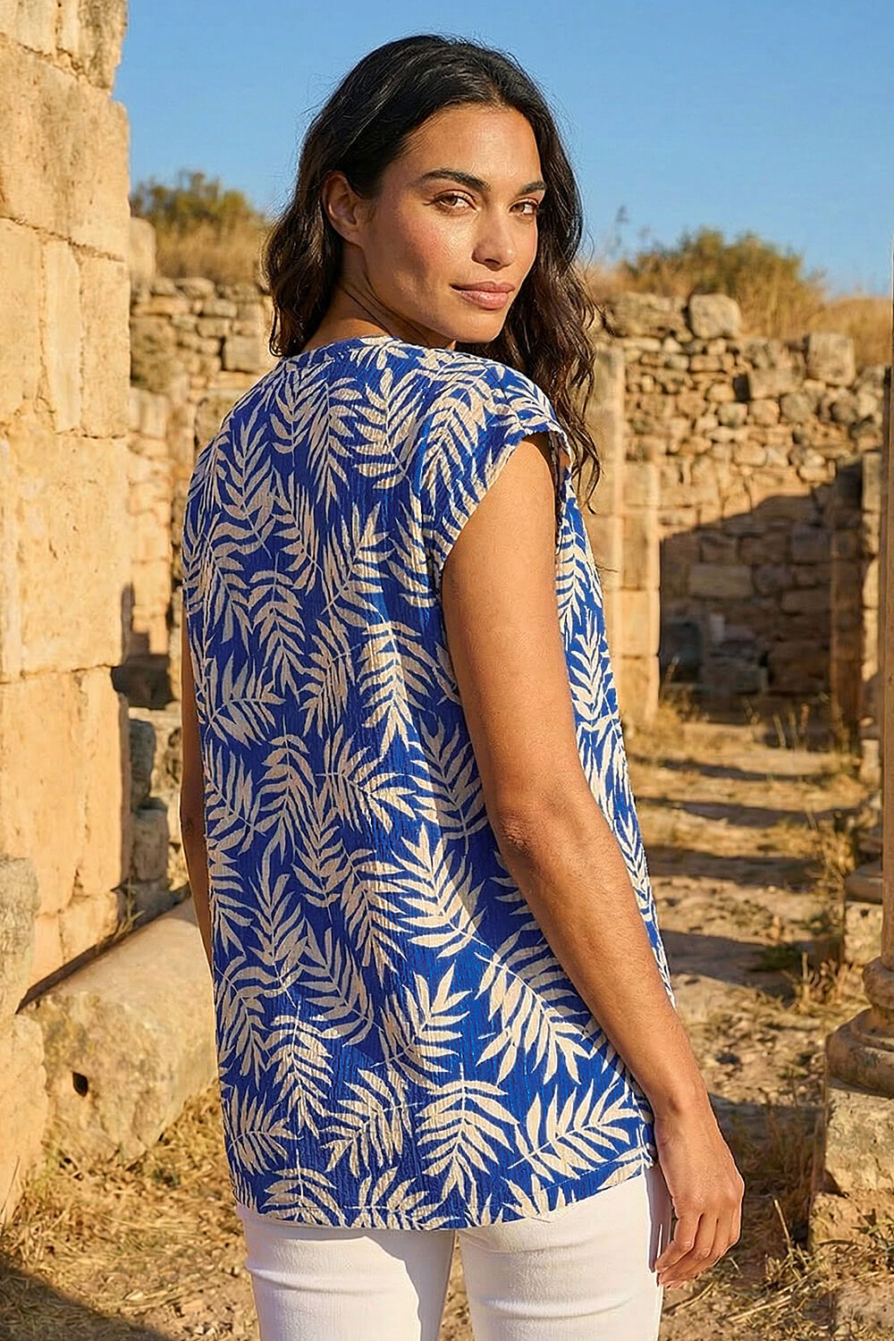 Blue Textured Floral Print Stretch Top, Image 4 of 4