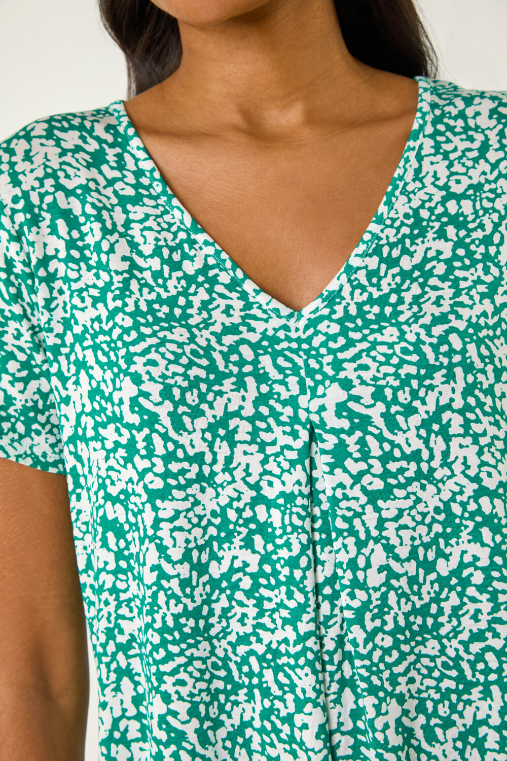 Green Abstract Print Pleat Front Top, Image 6 of 5