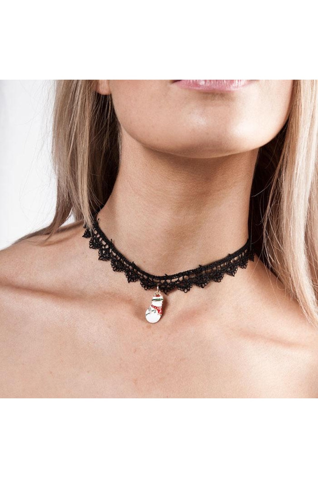 White SVNX White Corded Lace Scallop Effect Choker With Snowman Pendant, Image 1 of 3