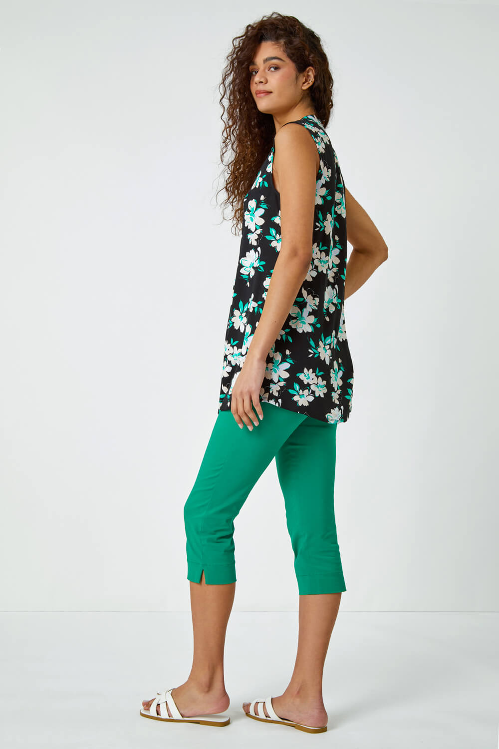 Green Sleeveless V-Neck Floral Print Smock Top, Image 4 of 5