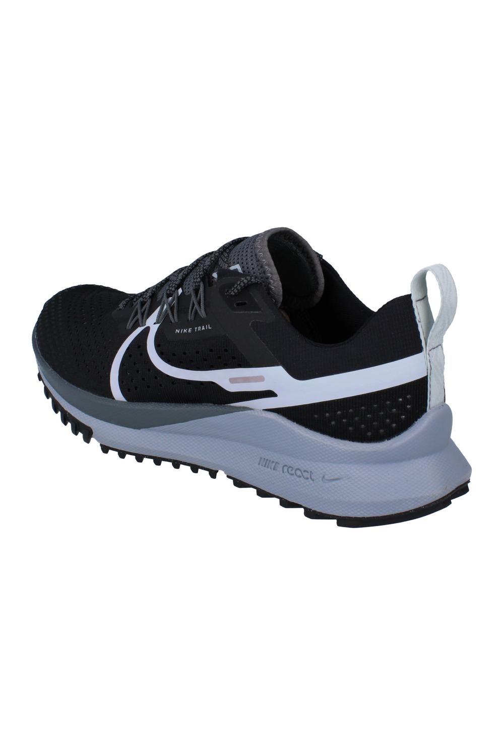 Black React Pegasus Trail 4 Running Trainers, Image 3 of 6
