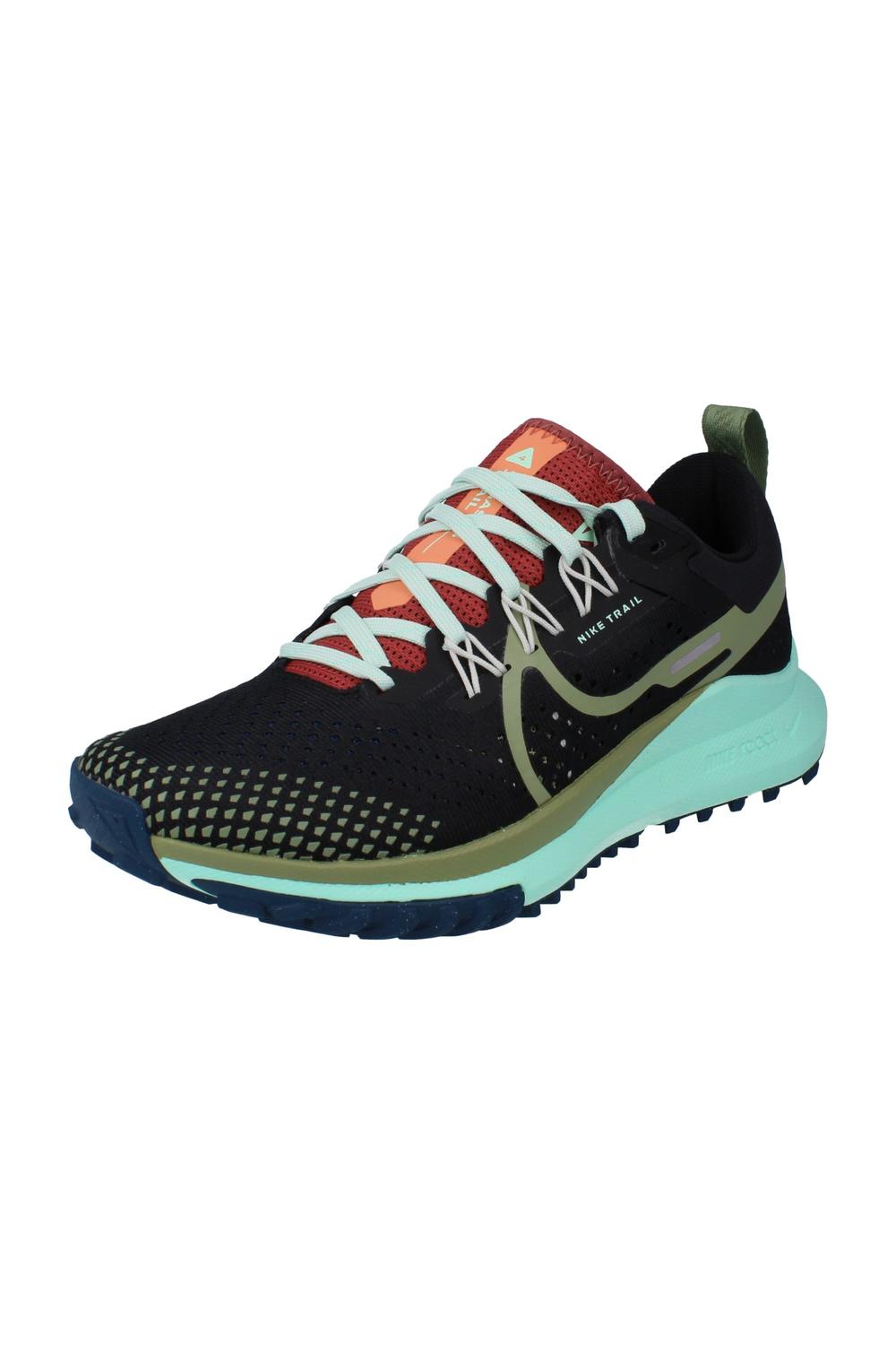 Black React Pegasus Trail 4 Running Trainers, Image 2 of 6