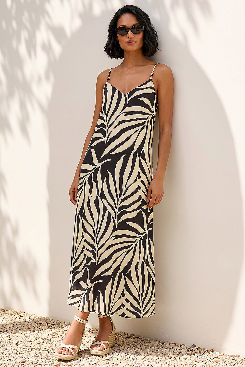 Black Dusk Mono Leaf Print Maxi Dress, Image 5 of 4