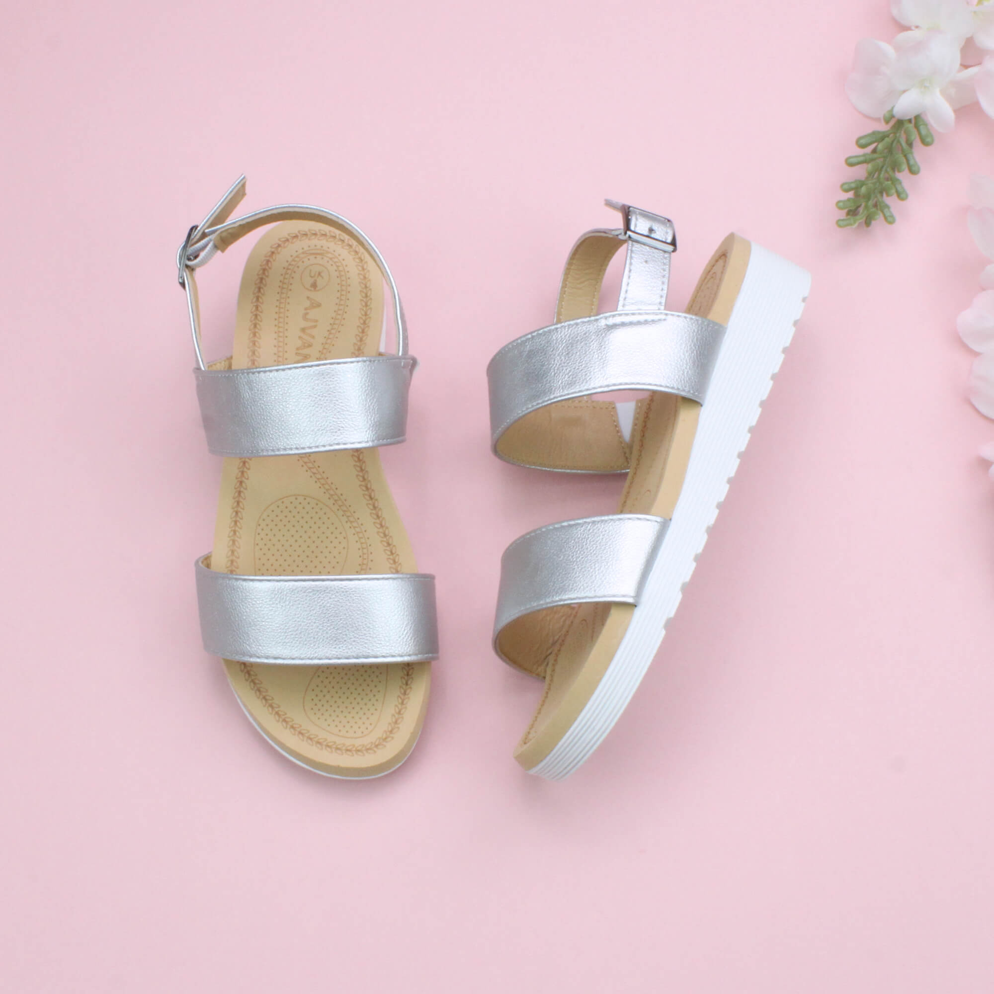 Silver AJVANI Silver Flatform Strappy Sandals, Image 4 of 6