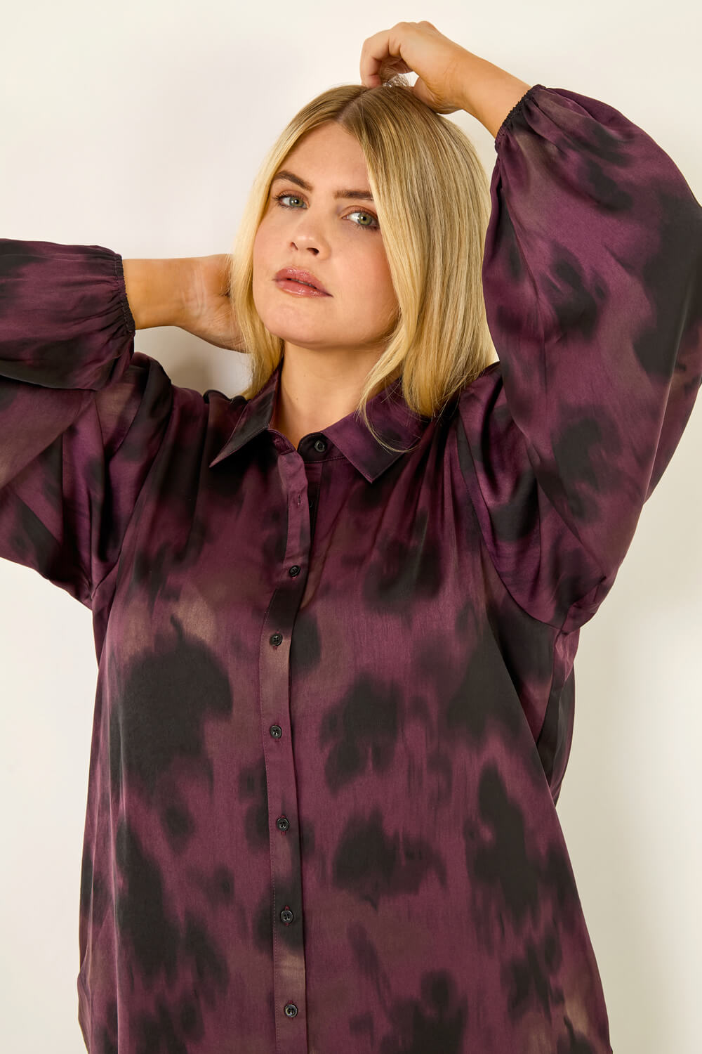 Roman Curve Women's Purple Print Buttoned Blouse Size 30-32