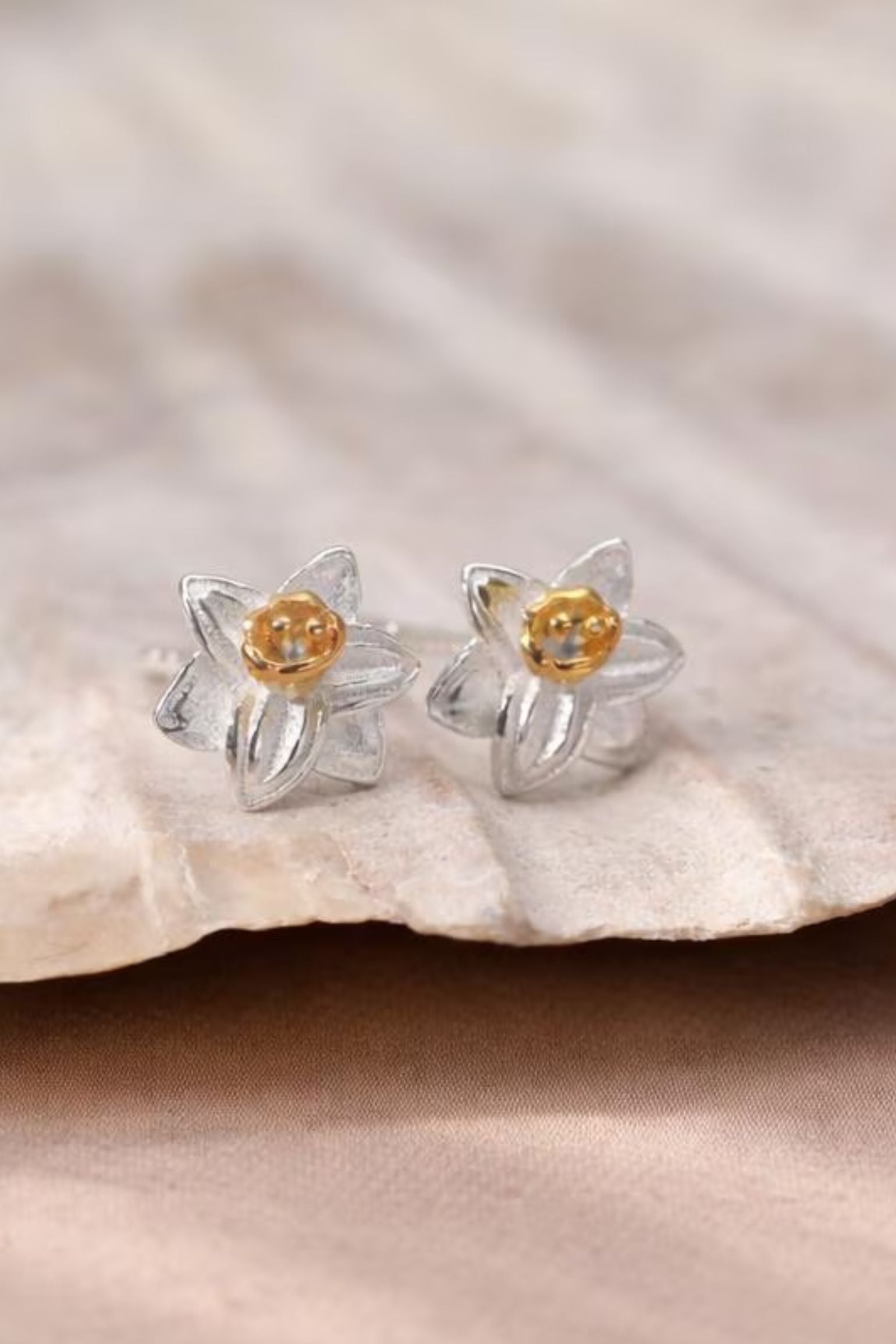 Silver Sterling Silver Daffodil Floral Studs, Image 1 of 3