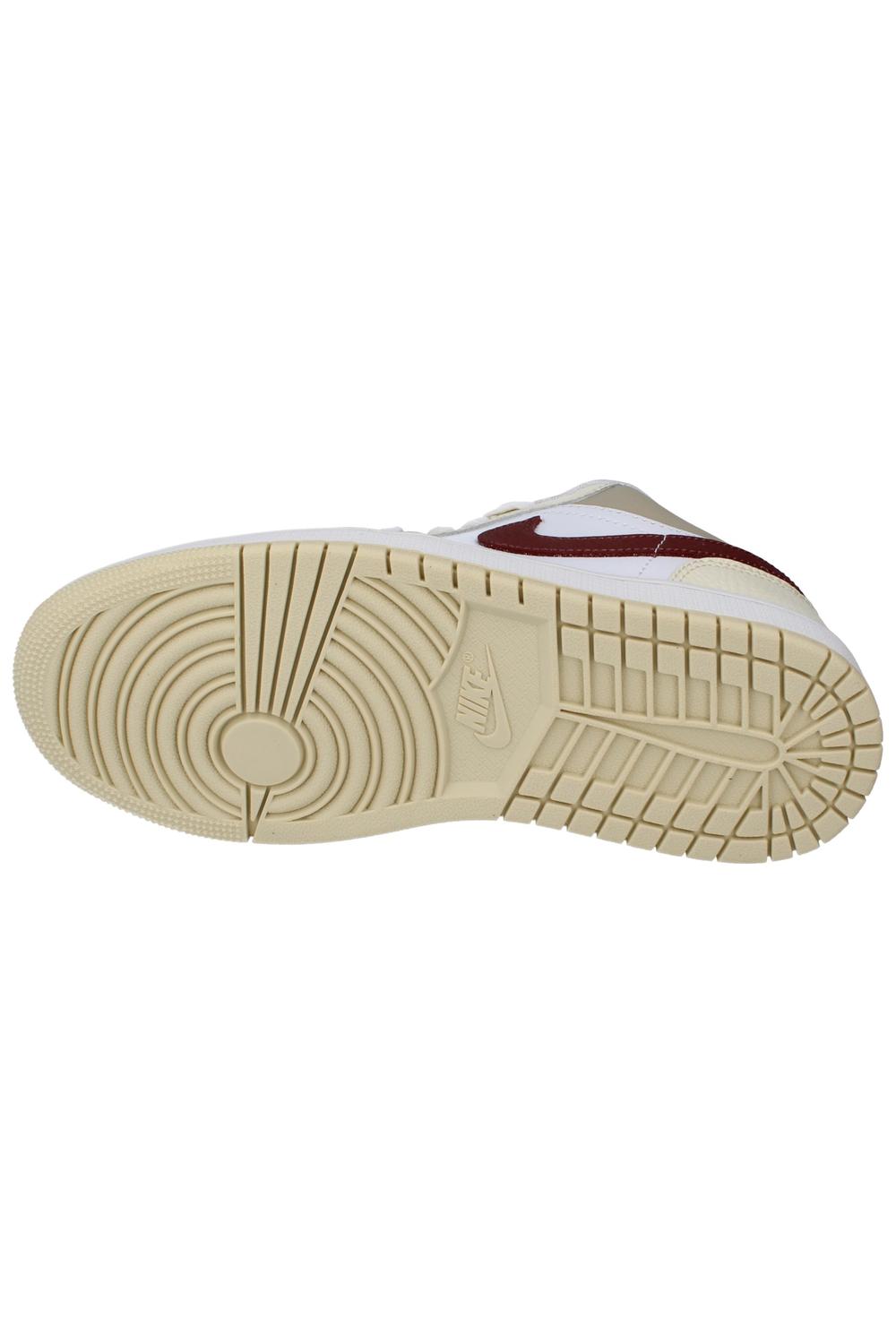 White Air Jordan 1 Low Trainers, Image 6 of 6