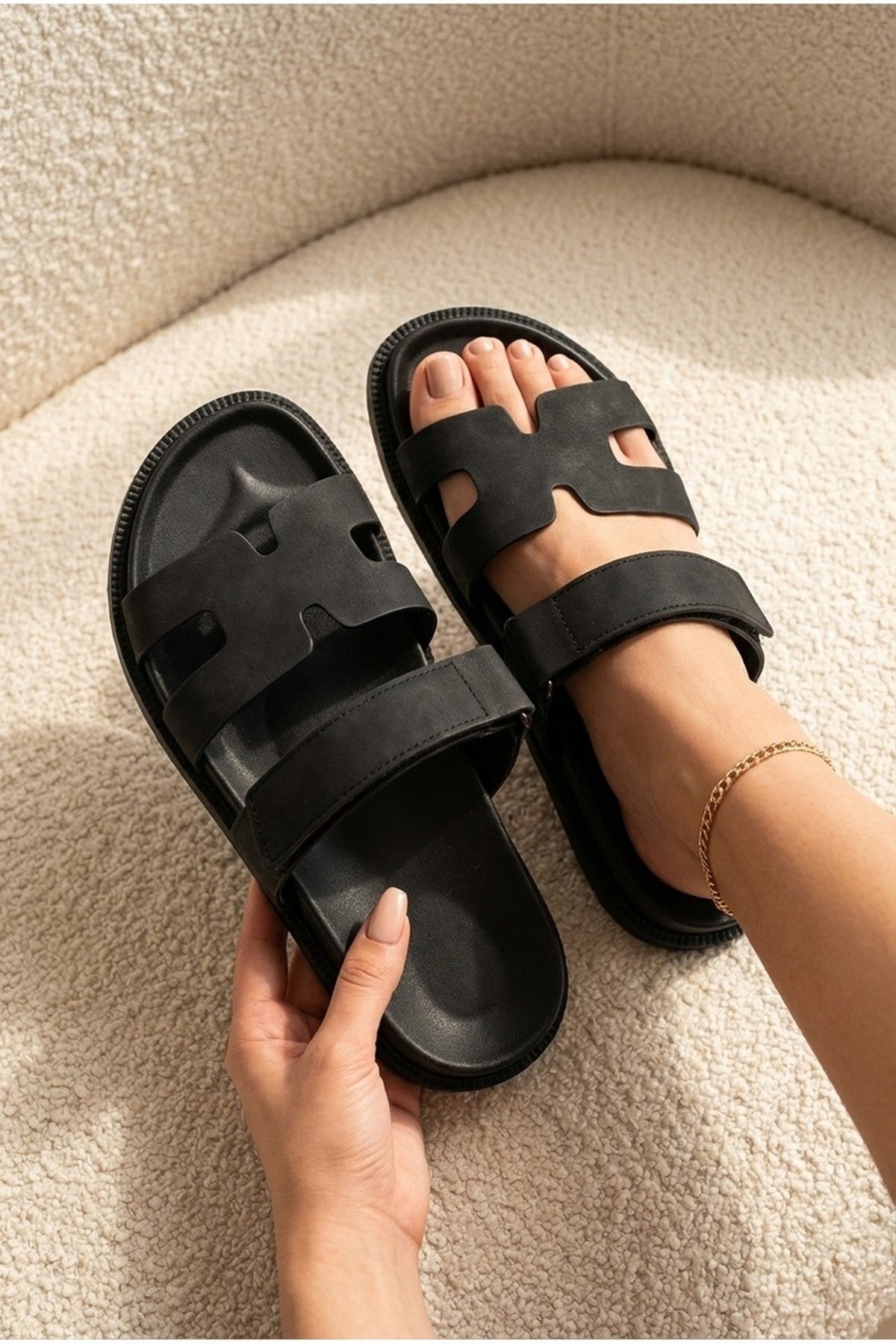 Black Nora Womens Double Strap Slide Sandals, Image 3 of 6