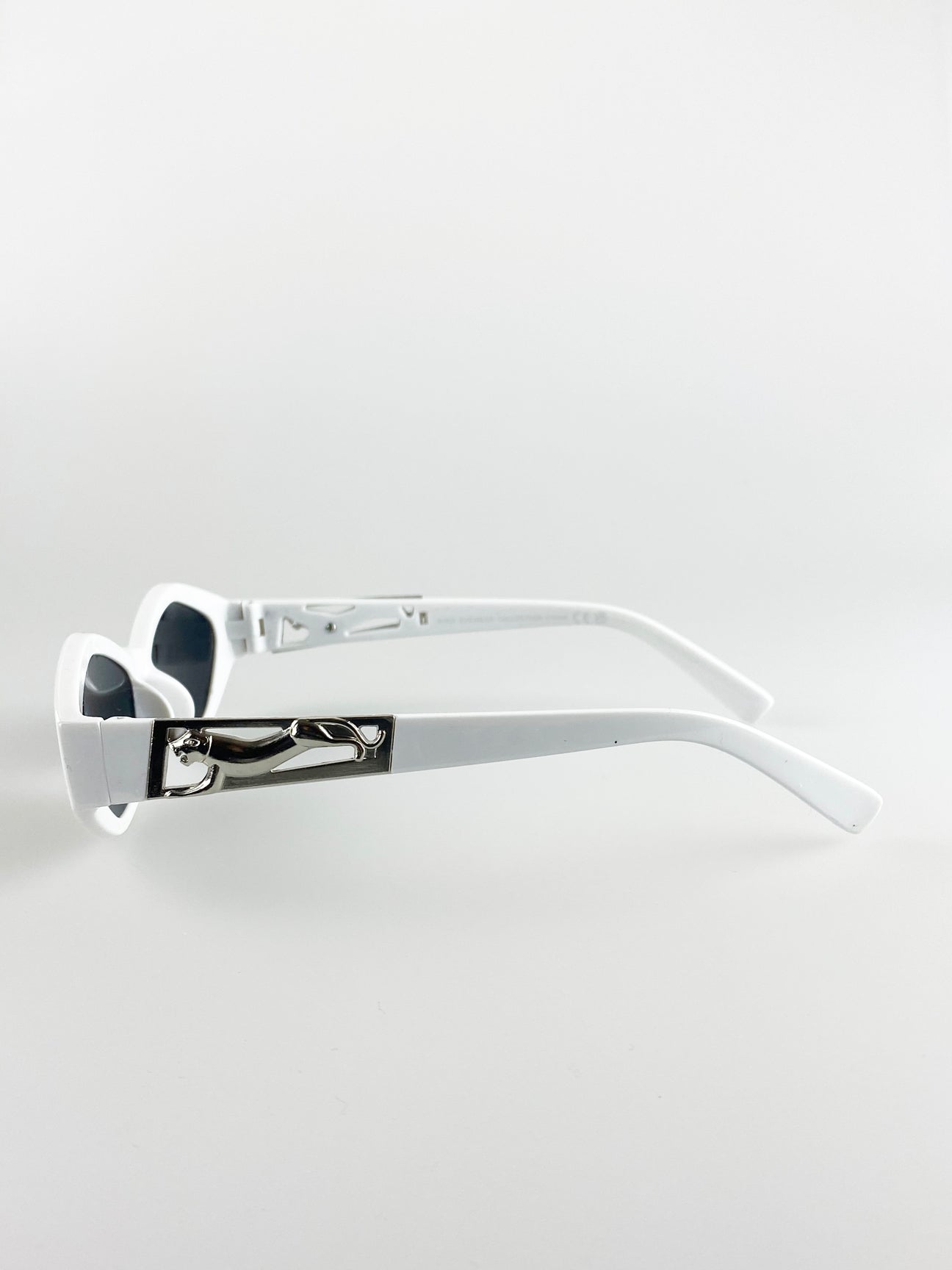 White Angular Cateye Sunglasses With Metal Panther Badge, Image 3 of 3