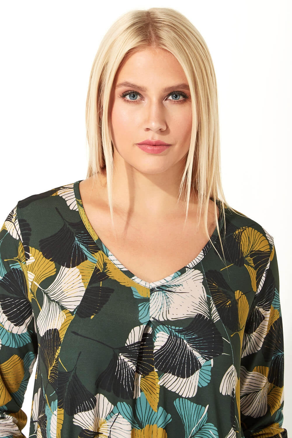 Green Leaf Print 3/4 Sleeve Slouch Dress, Image 5 of 5