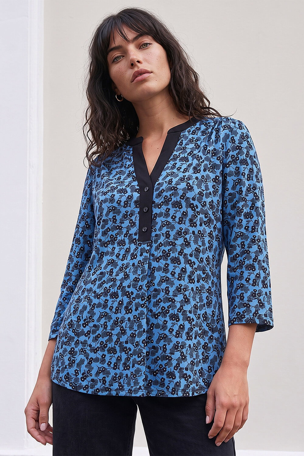 Roman Women's Blue Floral Puff Print Shirt Size 20