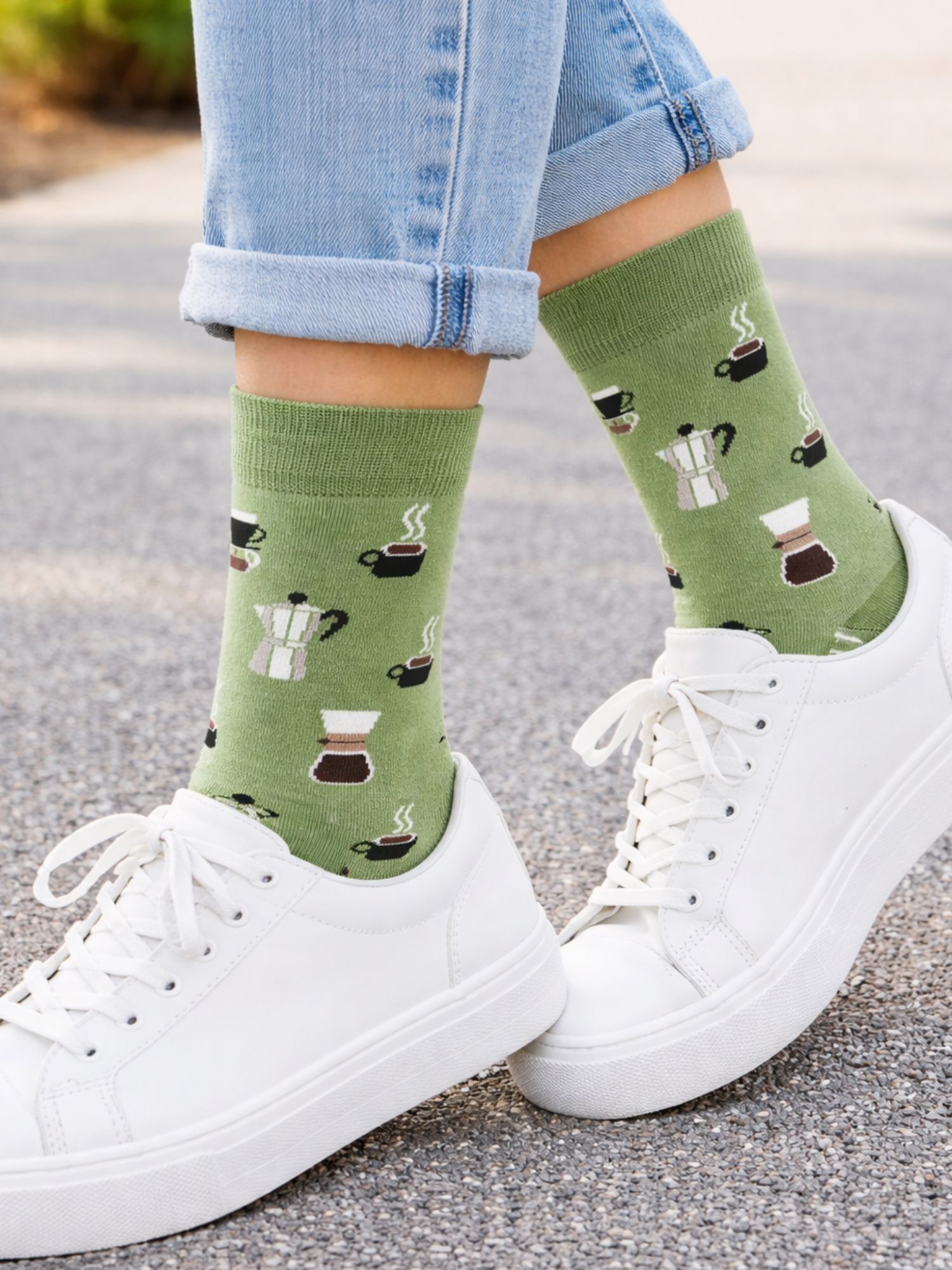 Green Coffee Lovers Bamboo Socks In Green