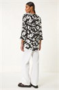 Black Abstract Mono Pleat Detail Top, Image 3 of 5