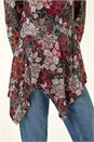 Red Floral Puff Print Hanky Hem Top, Image 5 of 5