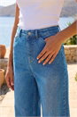 Light Denim Cotton Blend Wide Leg Stretch Jeans, Image 4 of 4