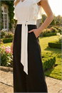 Black Colour Block V-Neck Stretch Jumpsuit , Image 4 of 4